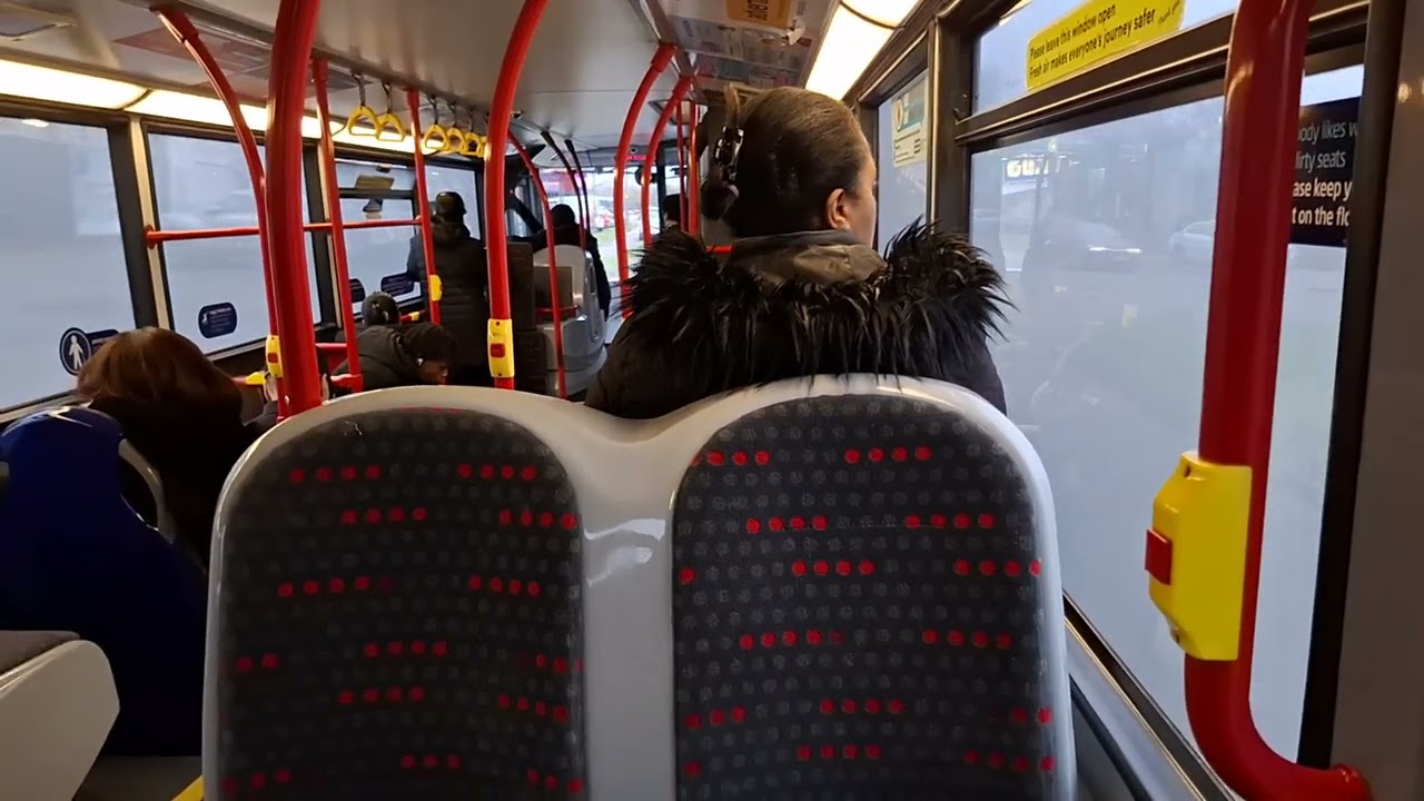 *Full Topodyn* NXWM Alexander Dennis Enviro 400/E40D BX61LLJ 4865 | Service 935