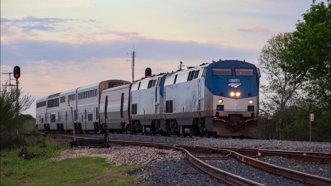 Great K5LA Horns on Amtrak trains in South Texas!