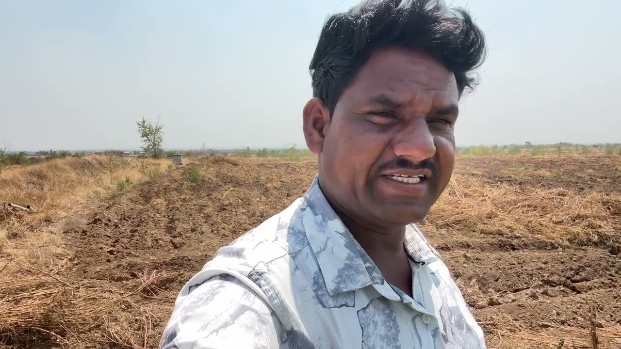 बायकोने बारा वाजल्या तरी जेवायला घातल नाही मी हातानी करून खात होतो तेव्हाच बरं होत 😭#गावठीनिलेशपुनम 