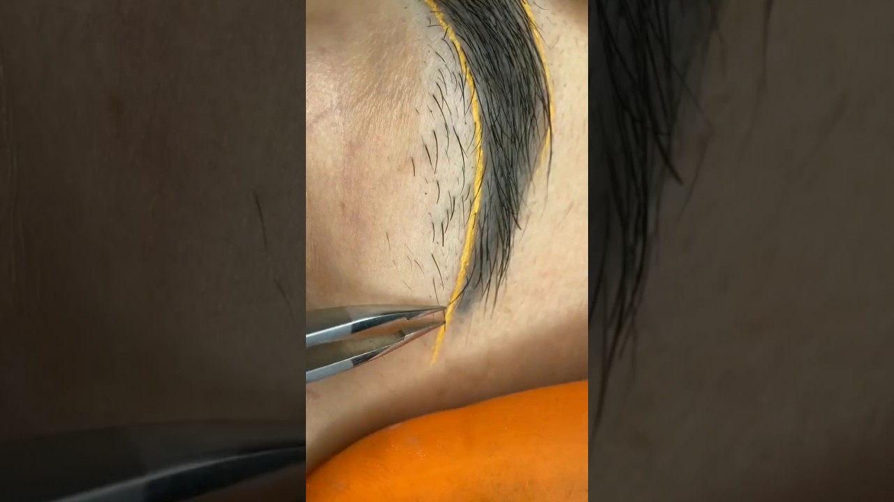 Barely Felt That 😌 | Gentle #EyebrowPlucking #ASMR #BeautyShorts