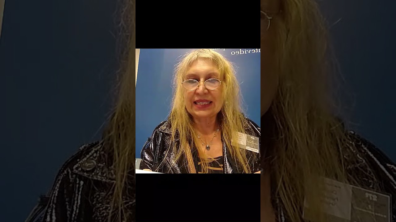 Claudia Panisello. 25 de setiembre de 2025. Presentación de  mi poemario 