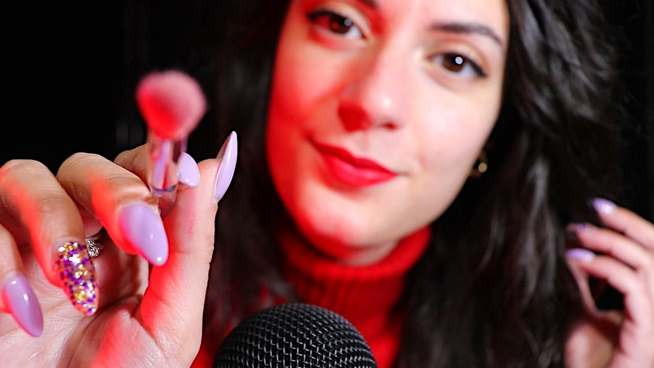 ASMR en Español ♡ TOCANDO TU CARA con Manos + Mini brocha - ASMR Visual para Dormir