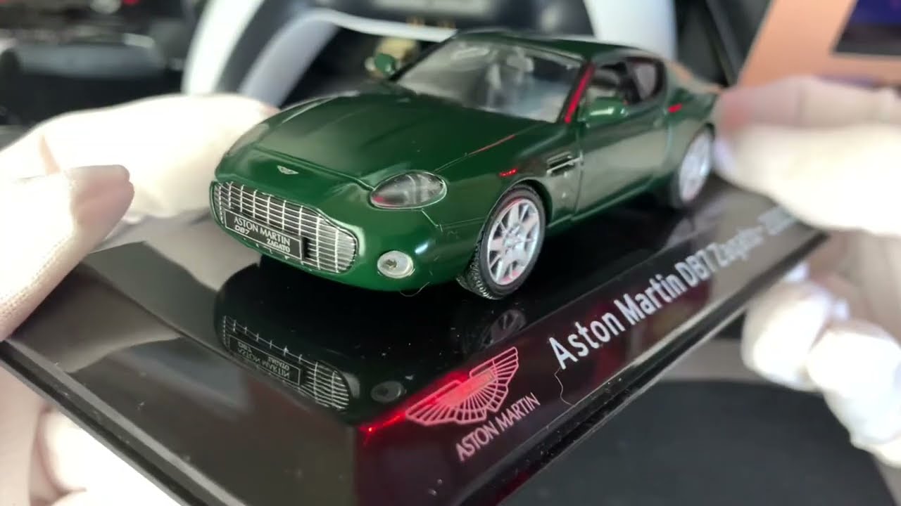 Model Car 4 Aston Martin DB7 Zagarto