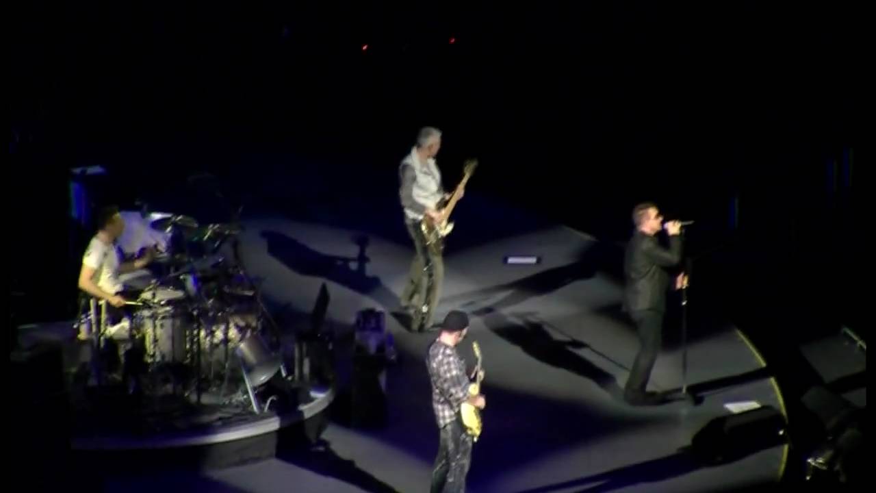 U2 - Unknown Caller (Gelsenkirchen, August 3rd 2009)HD