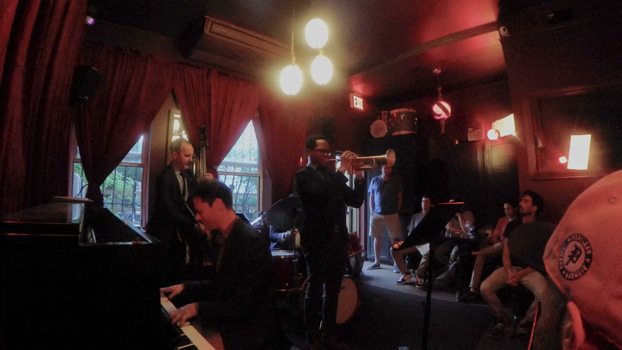 LOTUS BLOSSOM - Clovis Nicolas 4tet featuring Kenny Washington (drums)