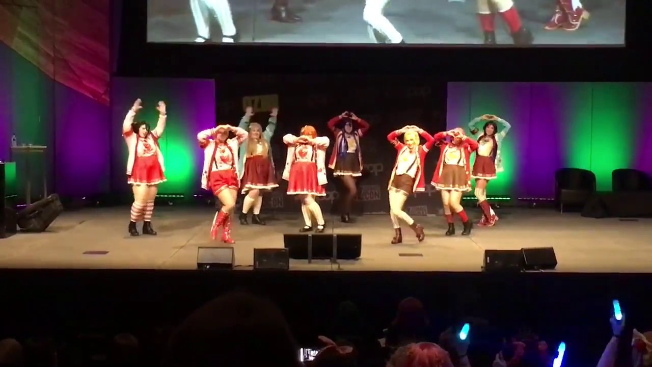 ⦊Mogyutto "love" de Sekkin Chuu! | Dance Cover ⟦PastelPop⟧ Oz Comic-Con 2018