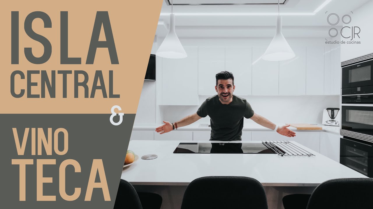 Cocina con ISLA central y desayunador Cocinas Santos CJR