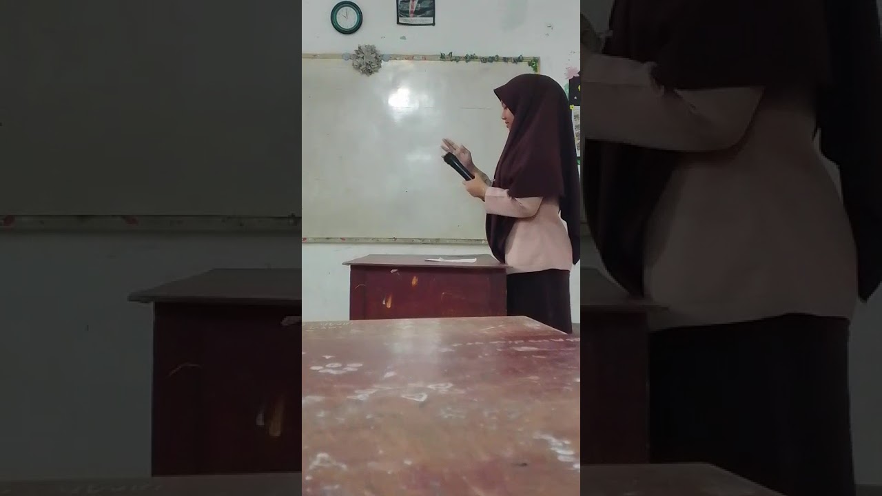 Kak aca lomba pidato Hut Al washliyah di MAS Aw Nagur Alhamdulillah juara 1