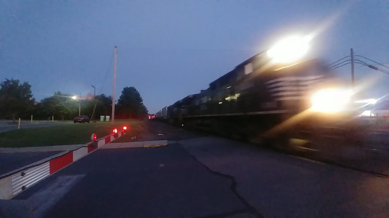 Crazy Angry Person Blows Their Horn At Me For Waiting For A Train At A Railroad Crossing in Bath, PA