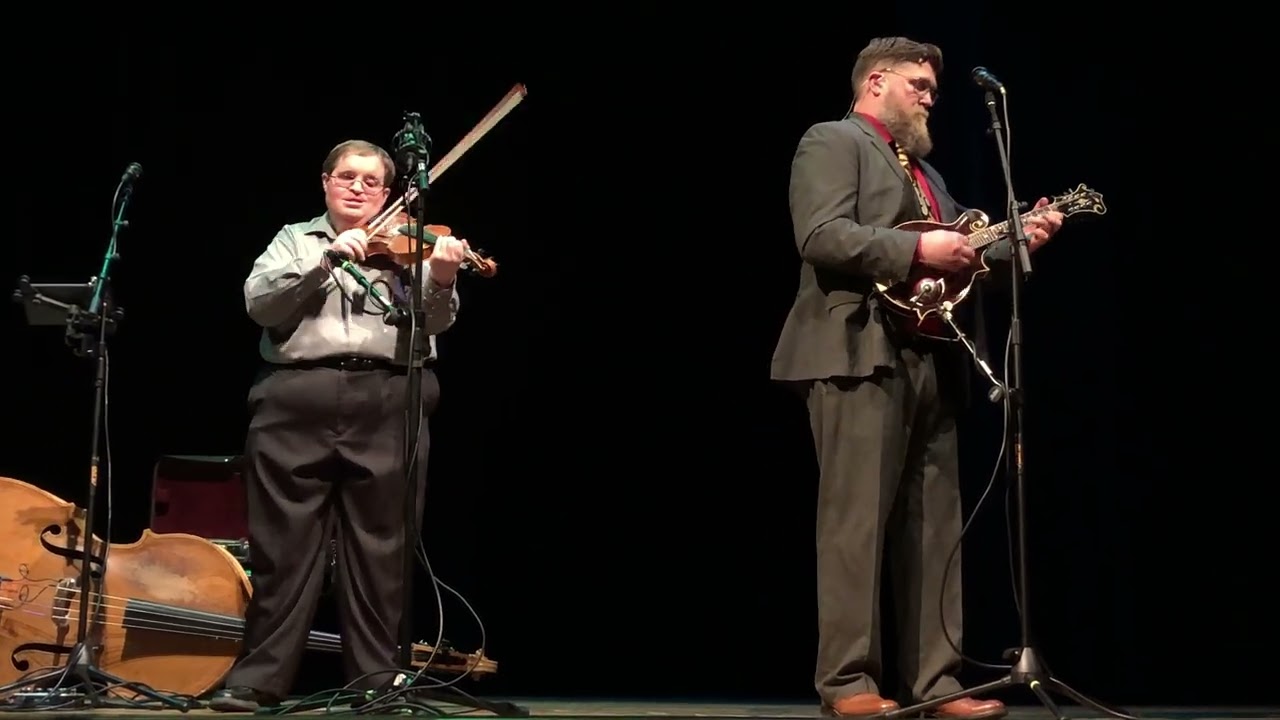 The Old Mountaineer - Michael Cleveland & Nathan Livers - Mandolin & Fiddle - IUS Ogle Cebter 110219