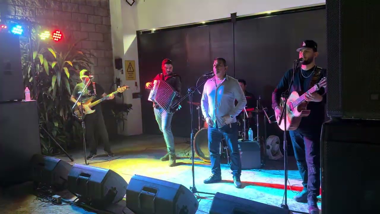 Senda Canelera - Dijiste y juraste y Erik medina (ex integrantes de canelos de Durango) 