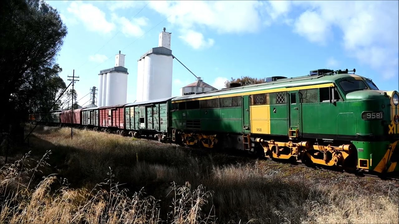 SteamRanger Heritage Railway A SPECIAL MIXED TRAIN Alcos 958 & 844 Transfer M Vans & A Mail Carriage
