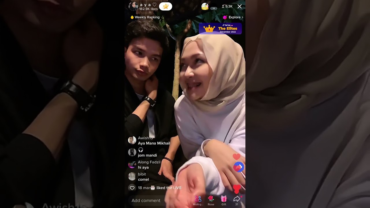 AYA LIVE SAMBUT NEW YEAR RUMAH PARENT MIKHA-FON PUN BLUSHING SWEET SANGAT
