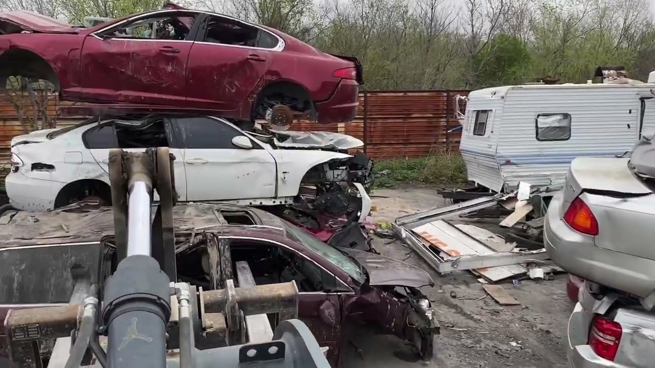 Crazy CrUsHing All Kind Of Truck’s Car’s Suv’s Van’s At The YARD!😎😁😀😊
