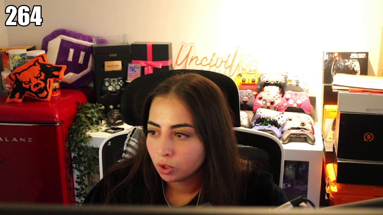 🔴 #1 FEMALE RESURGENCE CHEATER! 🔴 !Scuf 🔴 !Socials 🔴