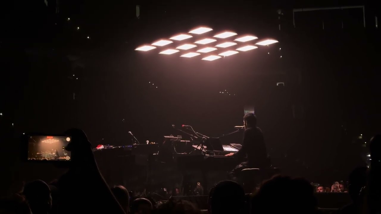 NINE INCH NAILS: Peel It Back Tour 2025 — “Right Where It Belongs/Ruiner” (Fort Worth)
