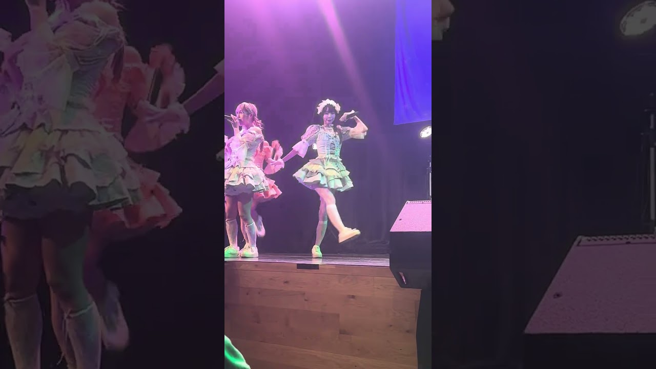 Prism Smile  Luce Twinkle Wink