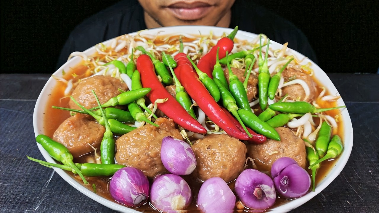 ASMR Bakso Toge Rawit Ijo Super Pedas 🌶️ | Spicy Indonesian Meatball Mukbang & Satisfying