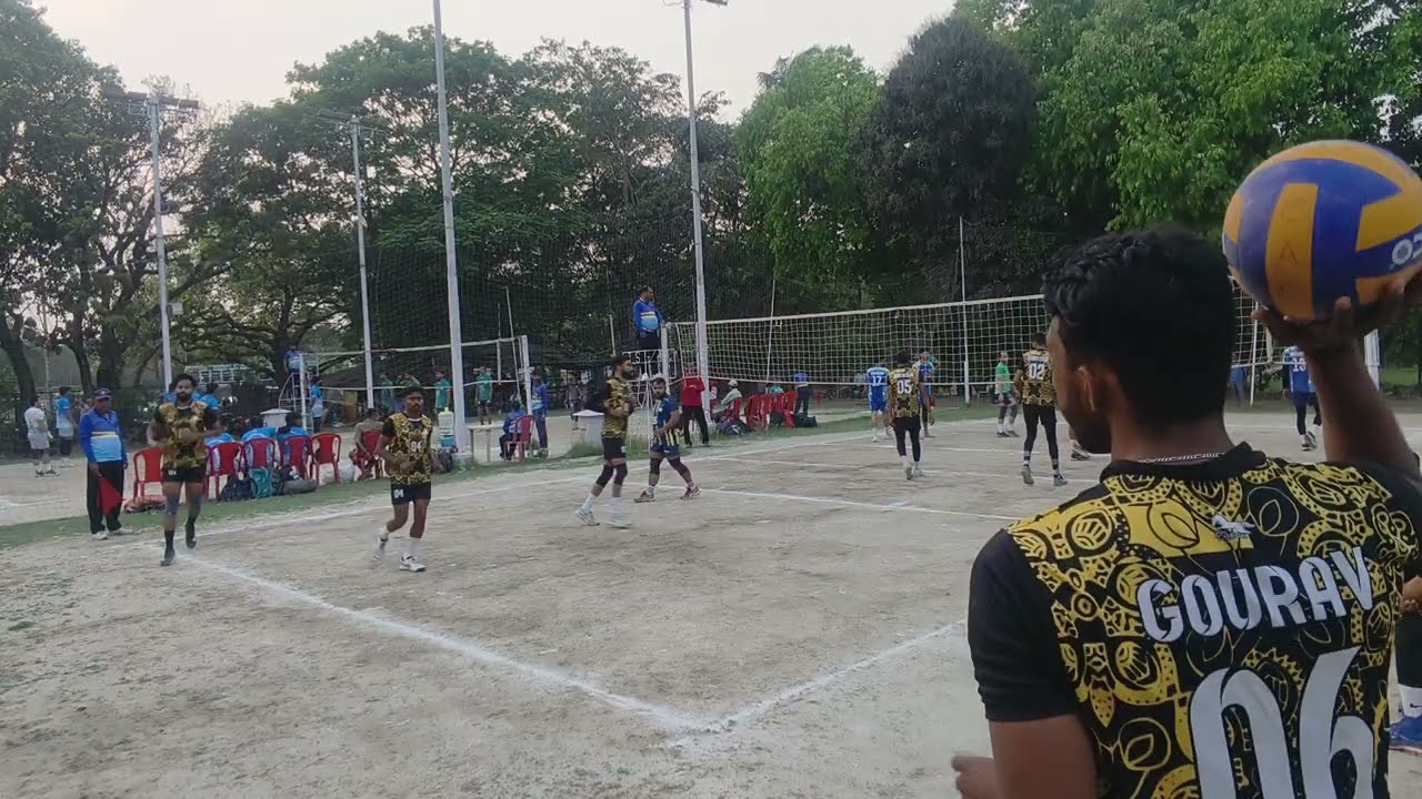 Barisha vs Chetla Super Division volleyball match at Kolkata 