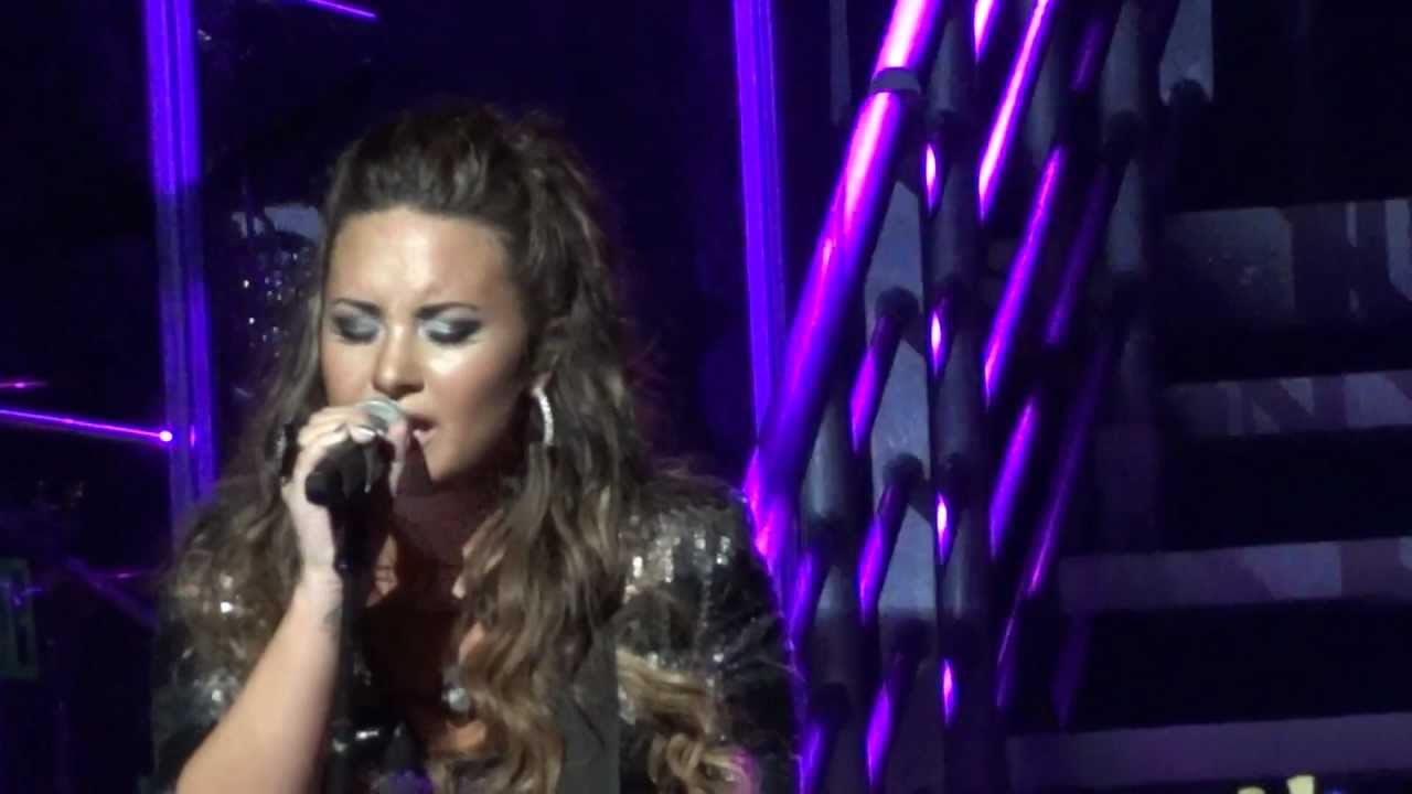 Demi Lovato - 