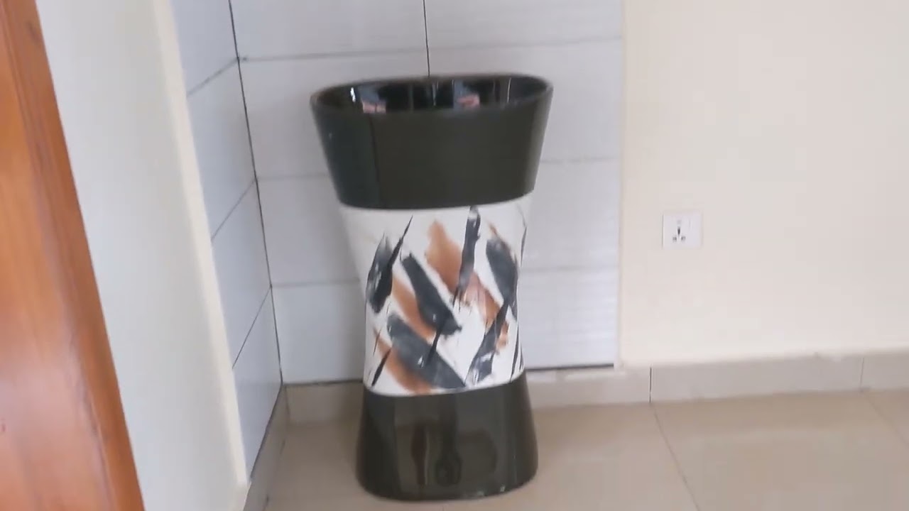 House for sale 65million negotiate 4room 2toilet 2salon  kitchen  +250783072475  N,B: 60M NTUZATINYE