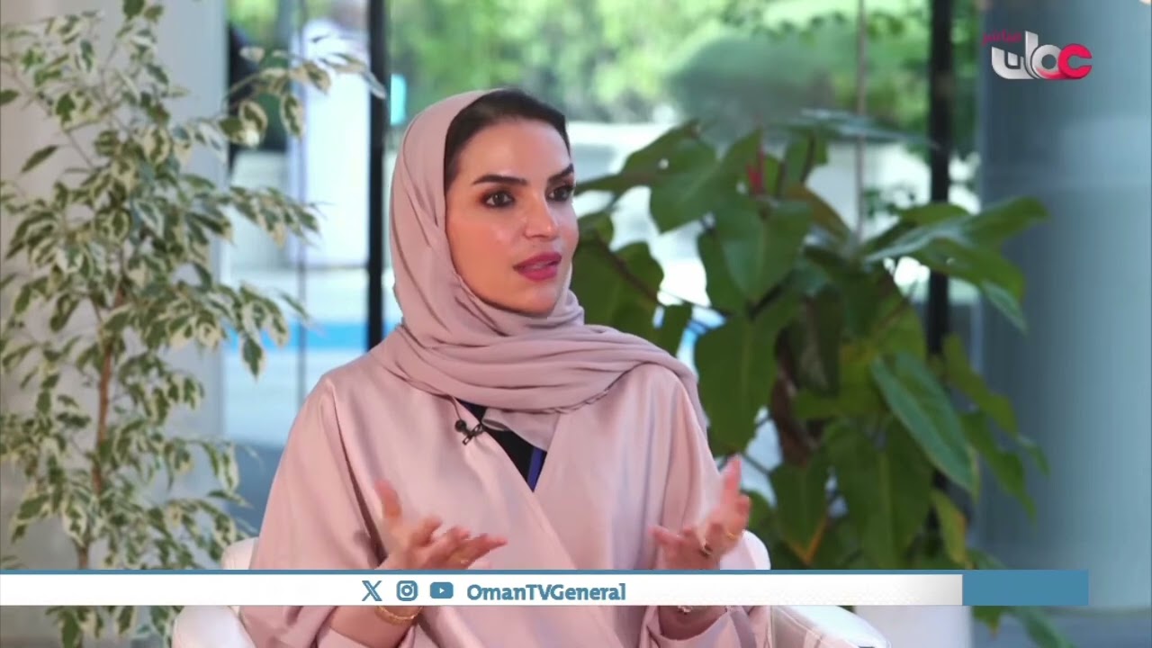 برنامج الصناعة الرقمية: يشمل مبادرات تدعم رؤية عمان 2040، مثل مكين