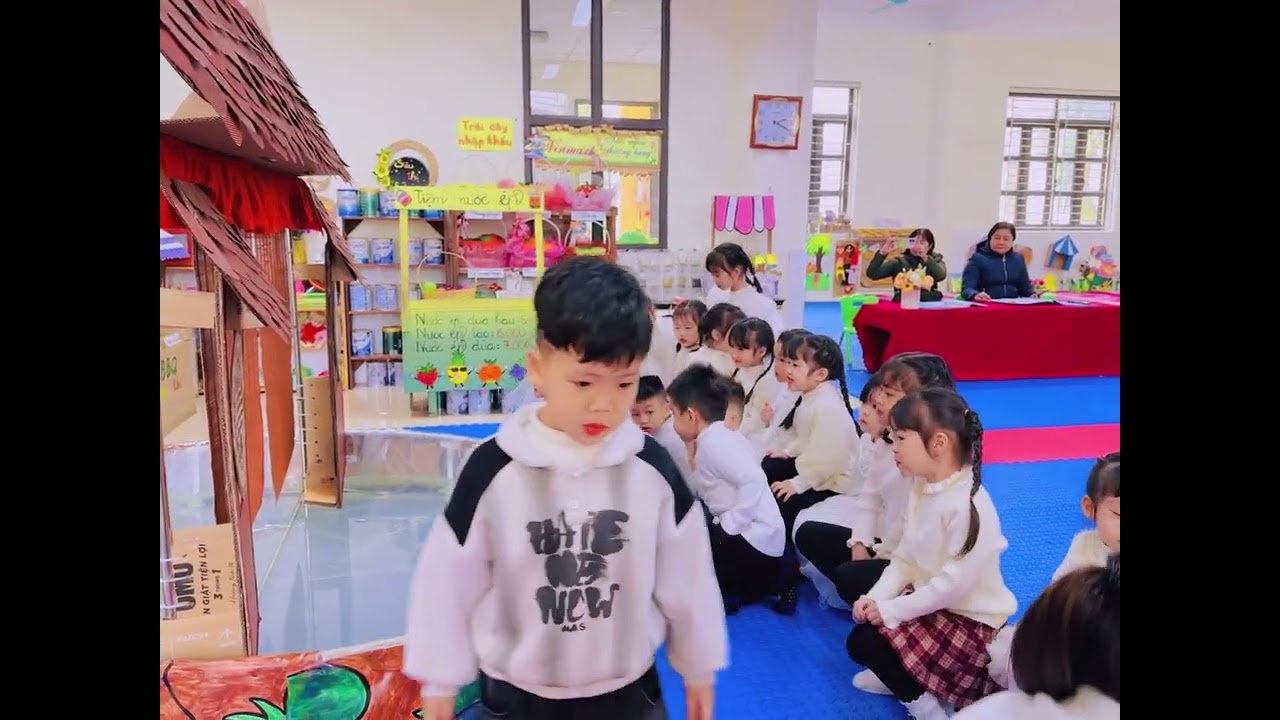 Truyện nhạc kịch-Voi học múa ba-lê