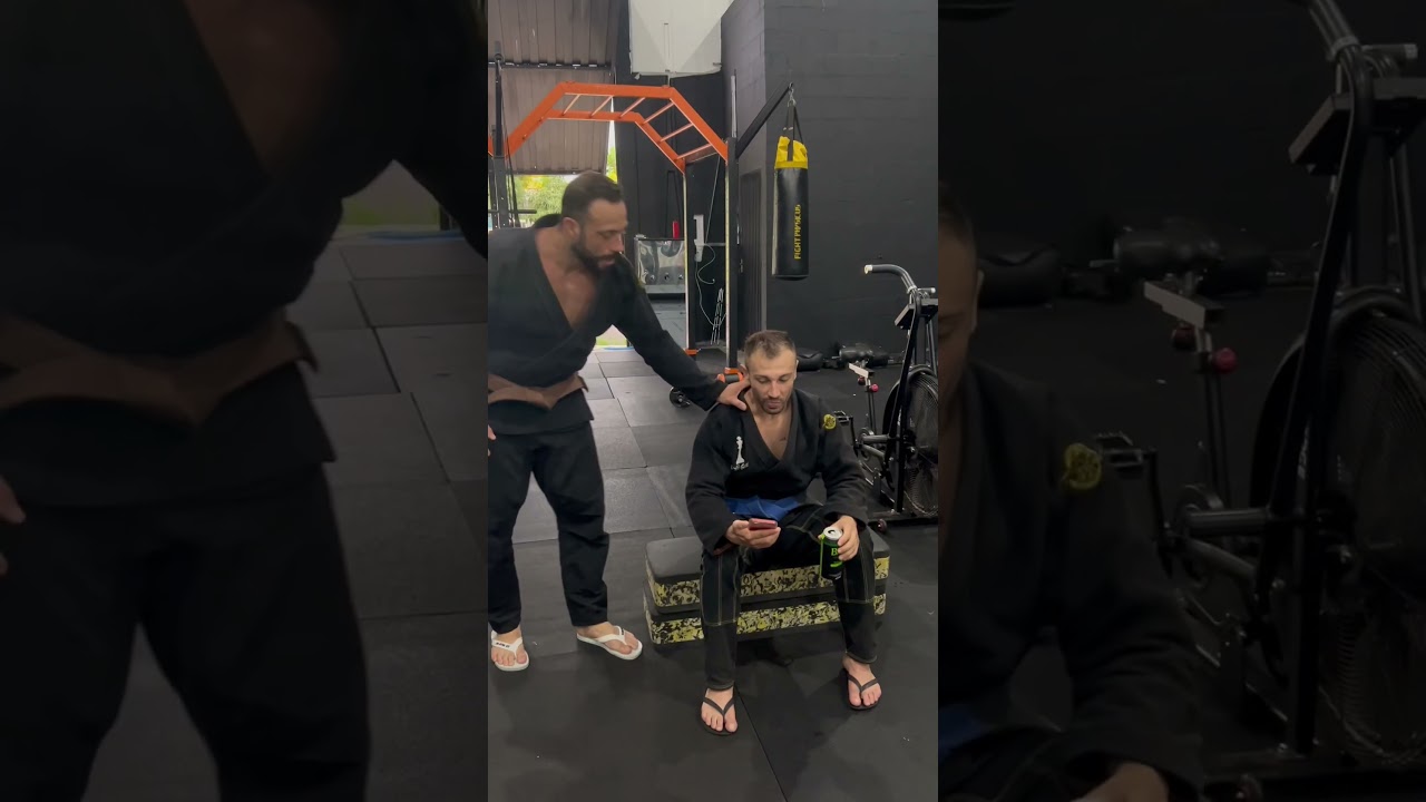 Faixa marrom no comando &eacute; sempre isso