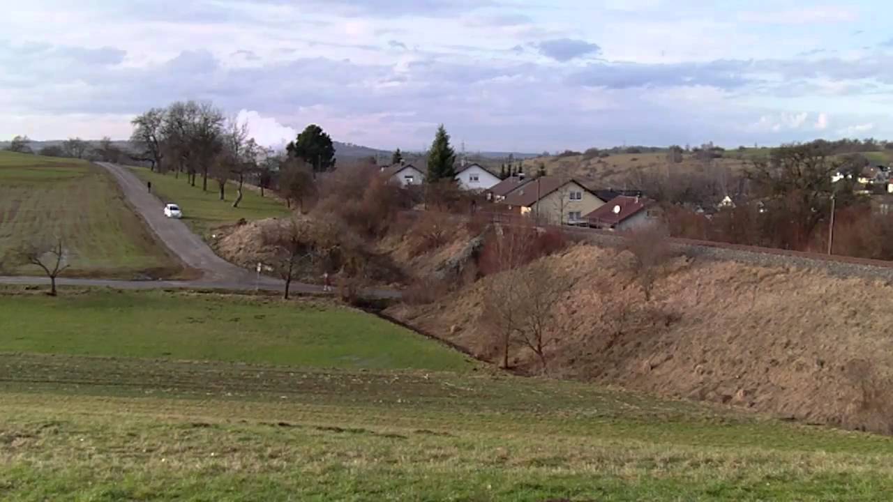 52 7596 mit Hohenzollern-Express bei Bisingen (08. Januar 2011)
