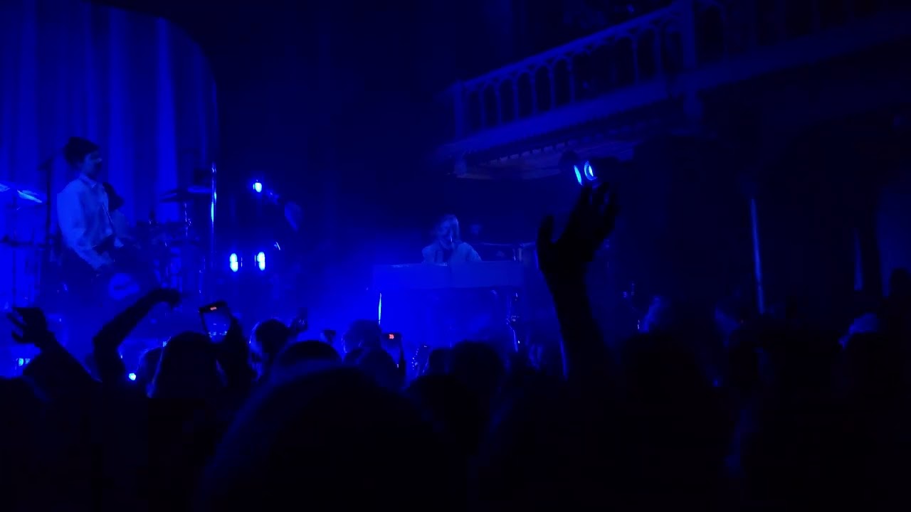 Finneas - Starfucker - Amsterdam 