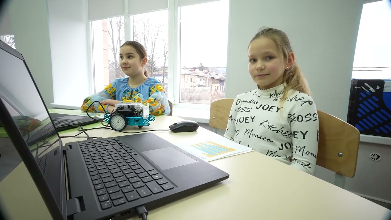 Звичайний освітній простір Ліцею № 1 м.Могилів-Подільський стає сучасним центром знань і технологій