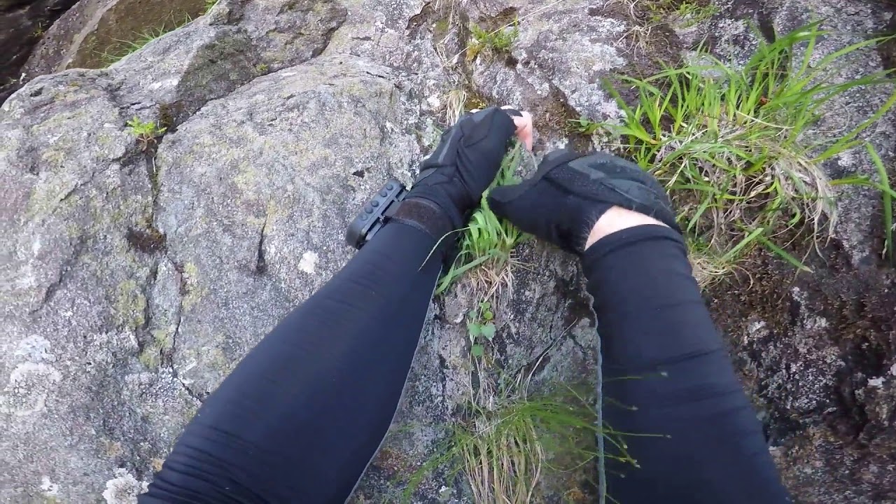 Jammed Boulder Gully scramble