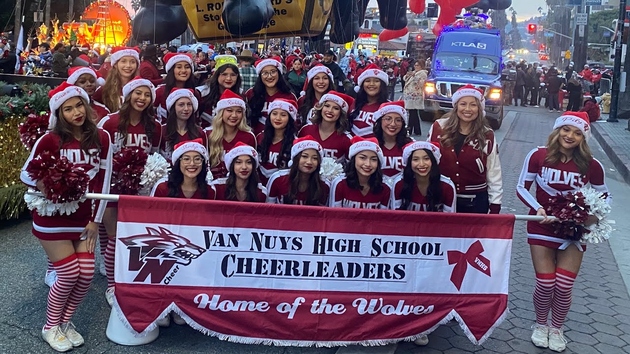 Hollywood Parade 2025!!🎄🎁
