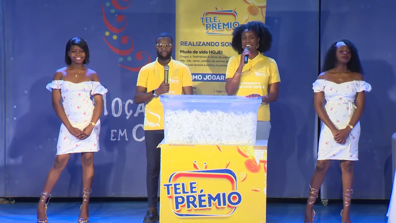 Samira Cumbe no programa Moçambique em Concerto– TV Sucesso