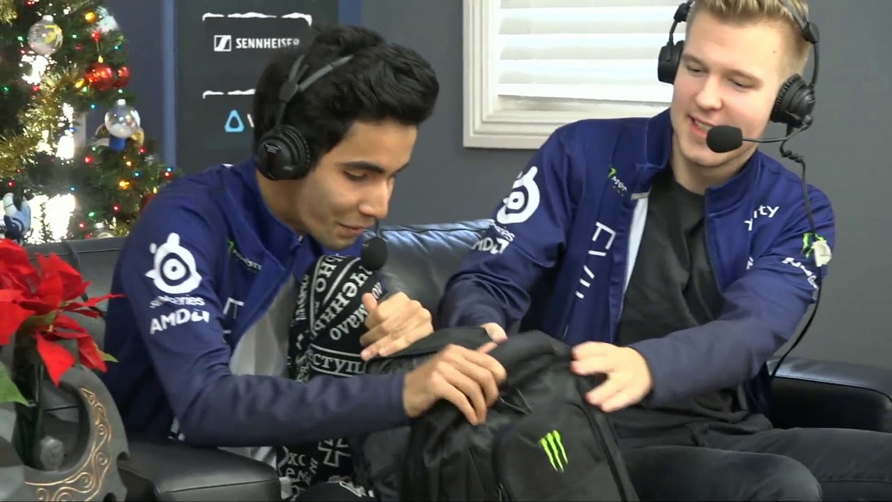rtz gets himself as a gift BabyRage