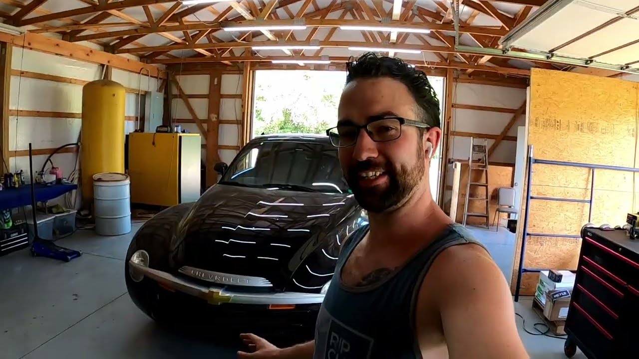 Никогда не думал, что увижу это снова! Chevrolet SSR 2004 года