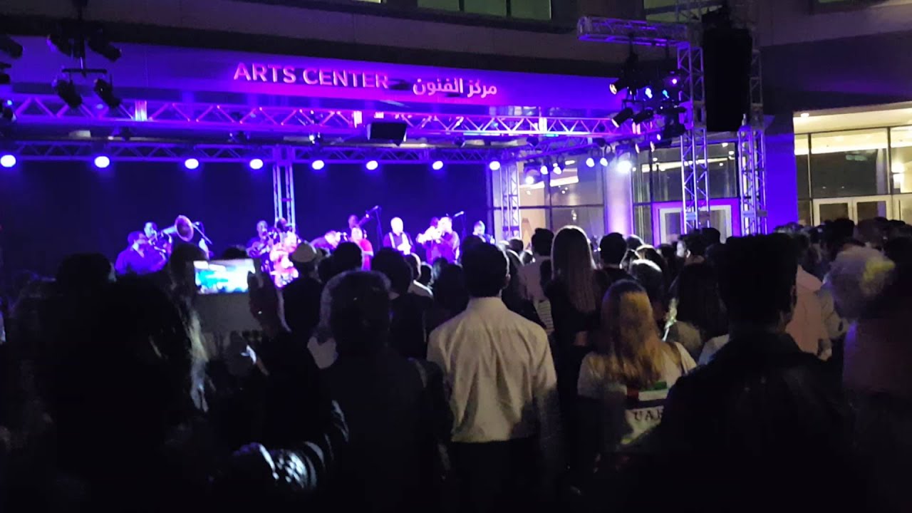 Art Center NYU AD balkan beats: mesečina(2)
