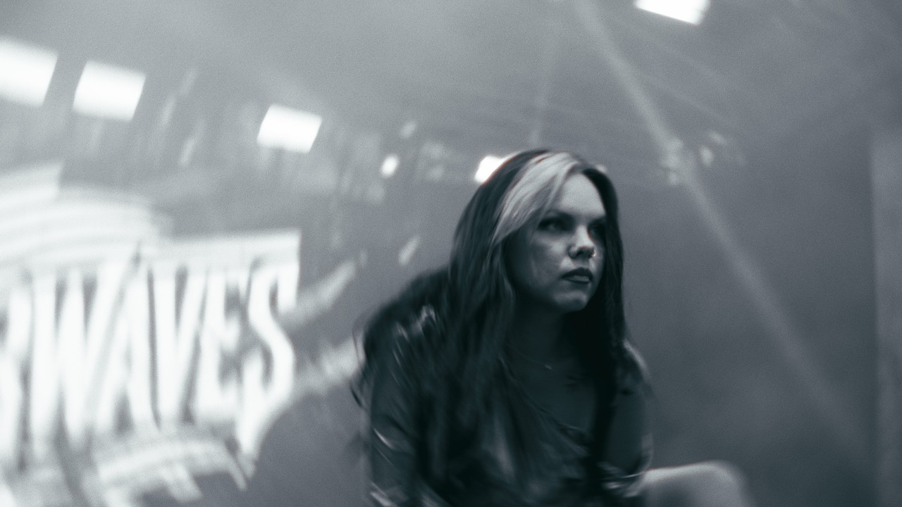 UNDERWAVES - Ghostweight (Official Video)