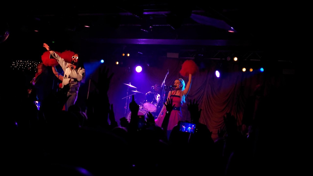 Elvana - A Little Less Conversation / Smells Like Teen Spirit - Foundry - Sheffield - 27/02/25 - 4K