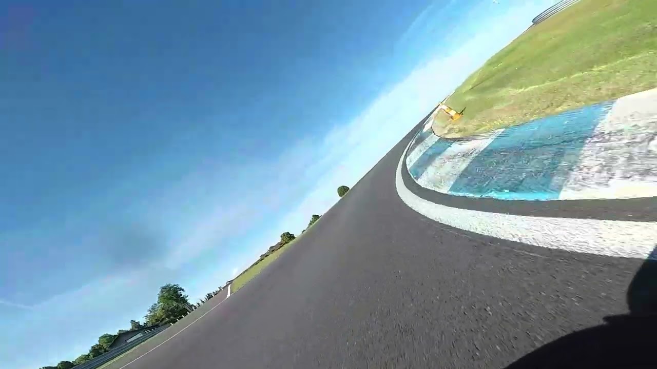 Mas Du Clos - 1000 GSX-R 2005 - 2023/06/12 Moto Team 95 Medium+ session 1