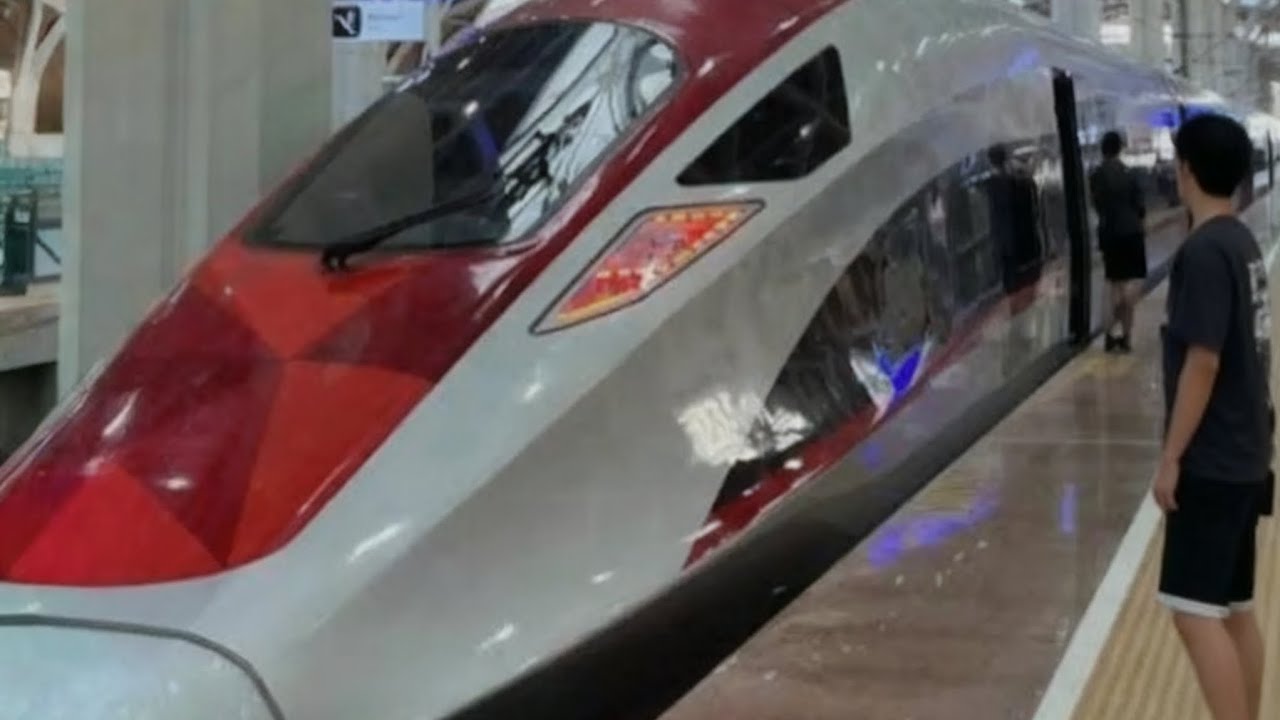 Going to Jakarta with a whoosh#whoosh#jakarta 