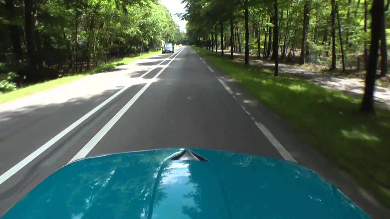 1973 Alfa Romeo Montreal full HD action video with fantastic engine sounds!
