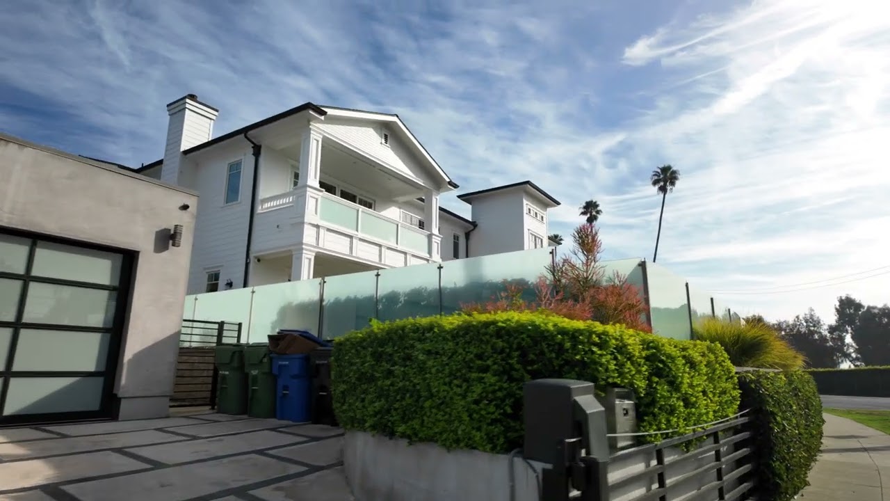 Relaxing Walk on Northeast, Santa Monica, California ASMR 4K