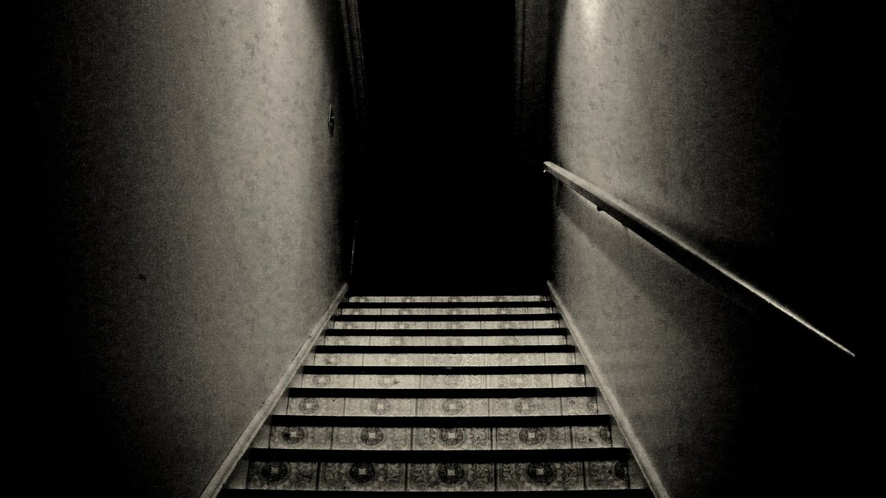 Megan McDuffee - Don't Go In There | Scary Dark Ambient Music