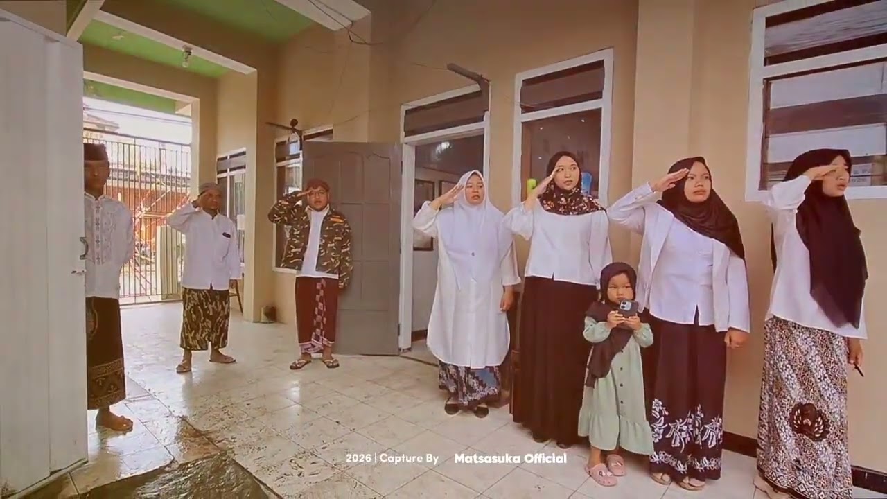 Upacara peringatan Harlah NU di MTs. Sultan Agung Kalipare