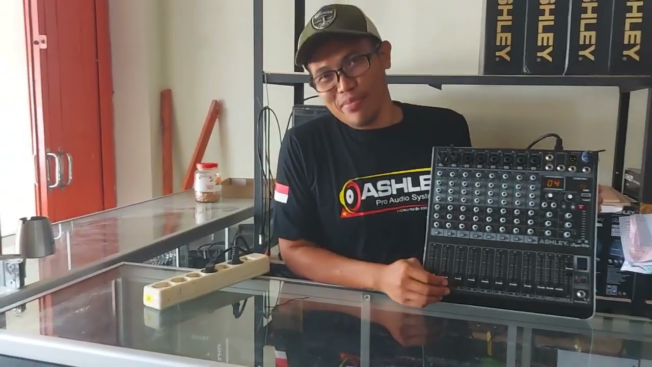 SUPER M8 LARIS MANIS EFEK MAKNYESS AUDIO MANTUL