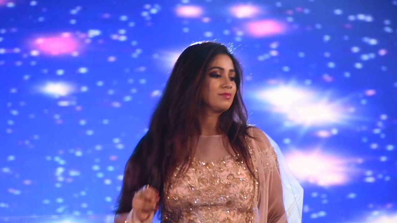 Shreya Ghoshal at Burdwan concert-Agar tum mil jao