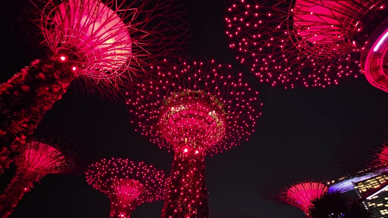 FULL: GARDEN RHAPSODY - Marina Bay Sands, Gardens by the Bay, Singapore