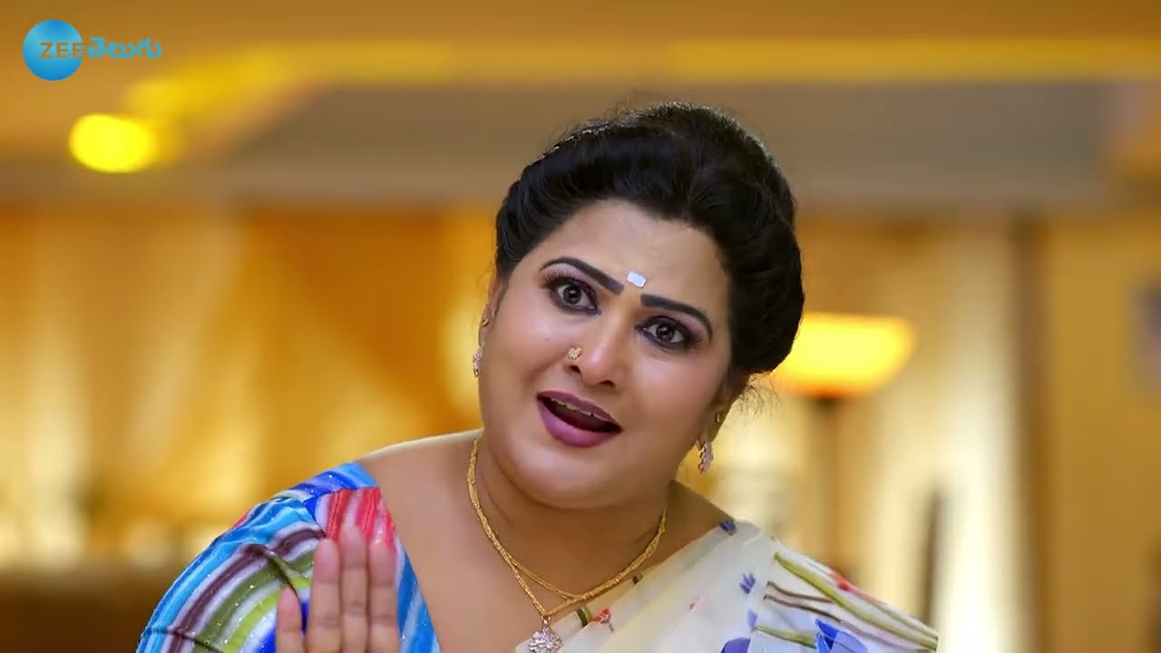 చెప్పు Vasu ఆ రహస్యం ఏంటి | Oohalu Gusagusalade | Full Ep 205 | Zee Telugu | 03 Jan 2022