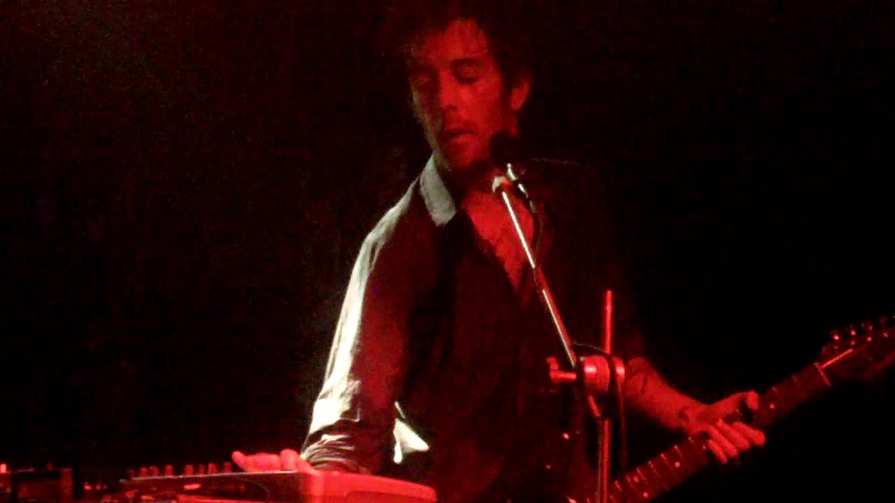 Wolf Parade - Ghost Pressure live @ Flex Vienna 2010 HD